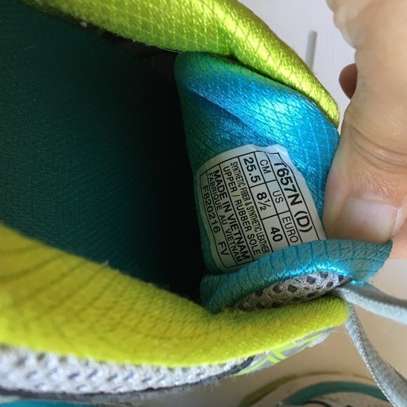 Asics GT-2000 V4 Silver/Turquoise/Lime Shoes - Picture 5 of 8